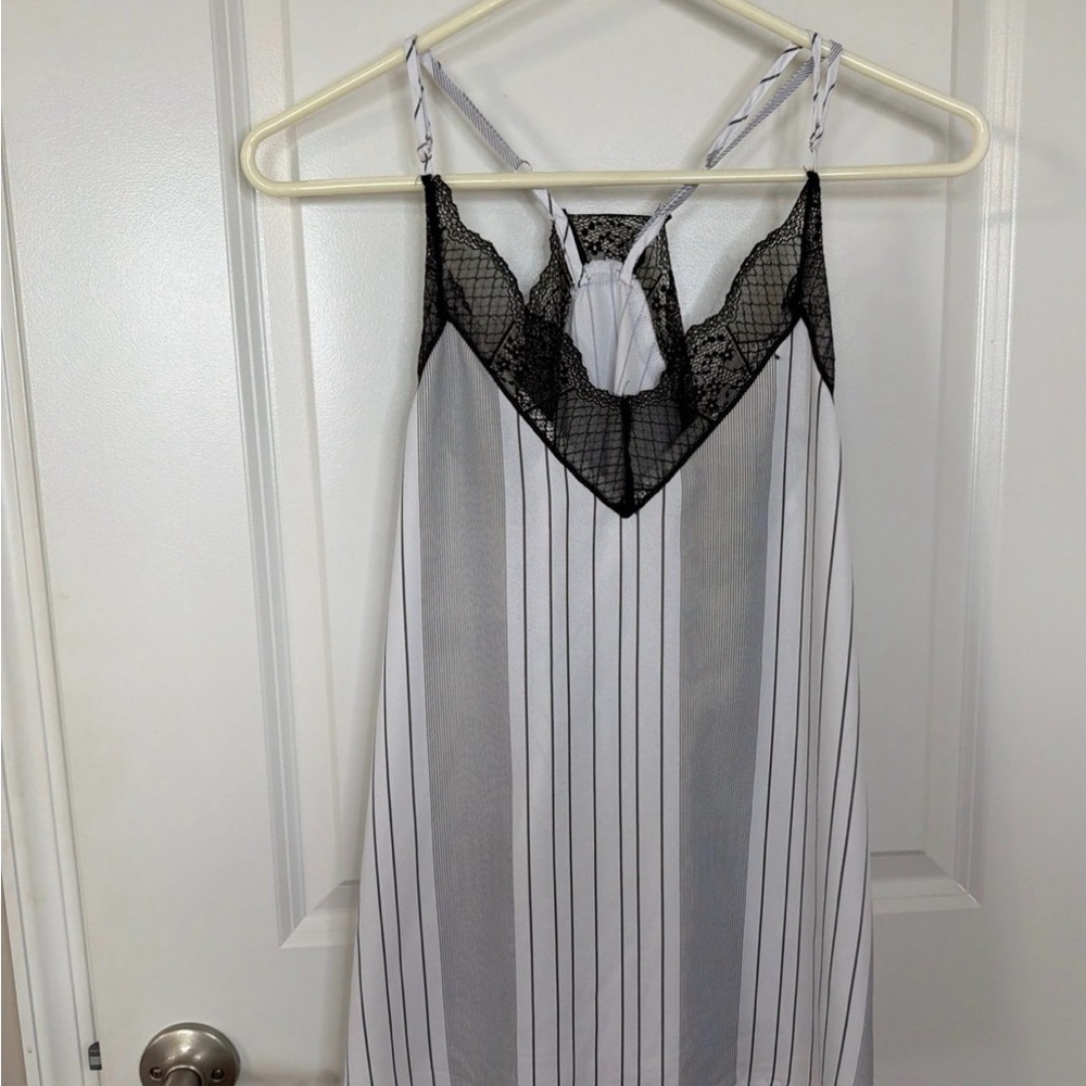Elegant Black and White Striped Lace Chemise